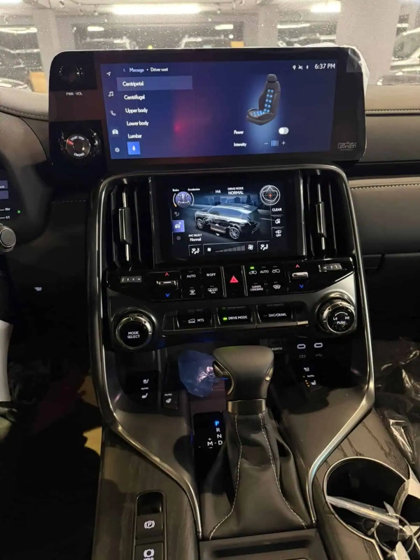 Lexus LX500d